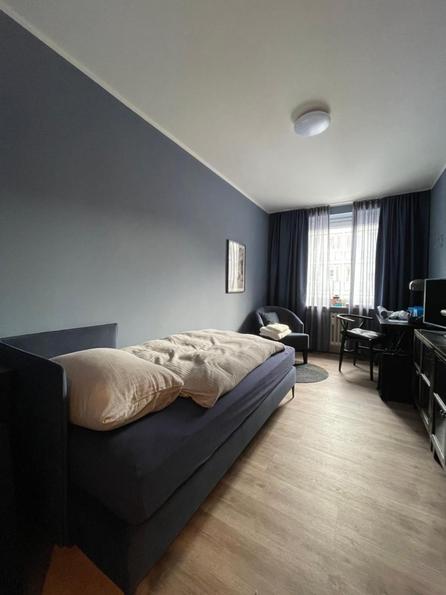 Zimmer In Der Altstadt Bielefeld Exterior foto